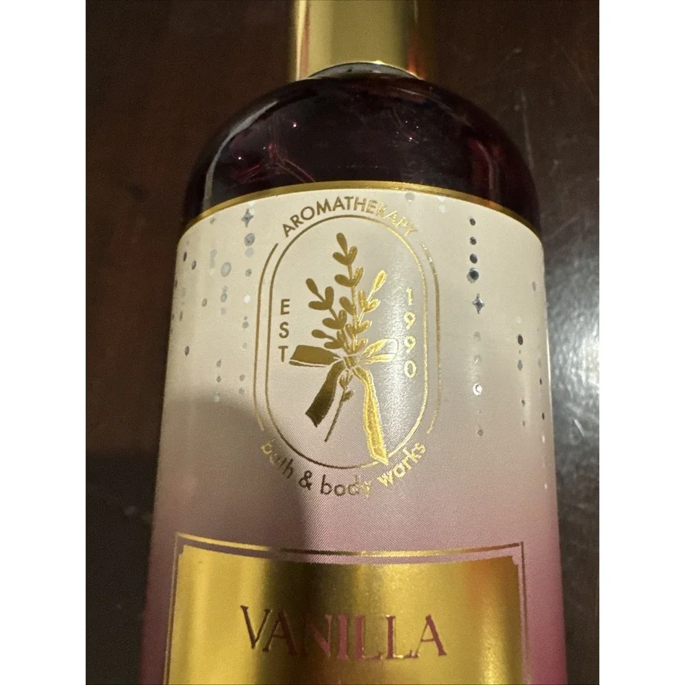 BATH & BODY WORKS AROMATHERAPY VANILLA NUTMEG BODY WASH FOAM BATH ~10 FL OZ ~NEW